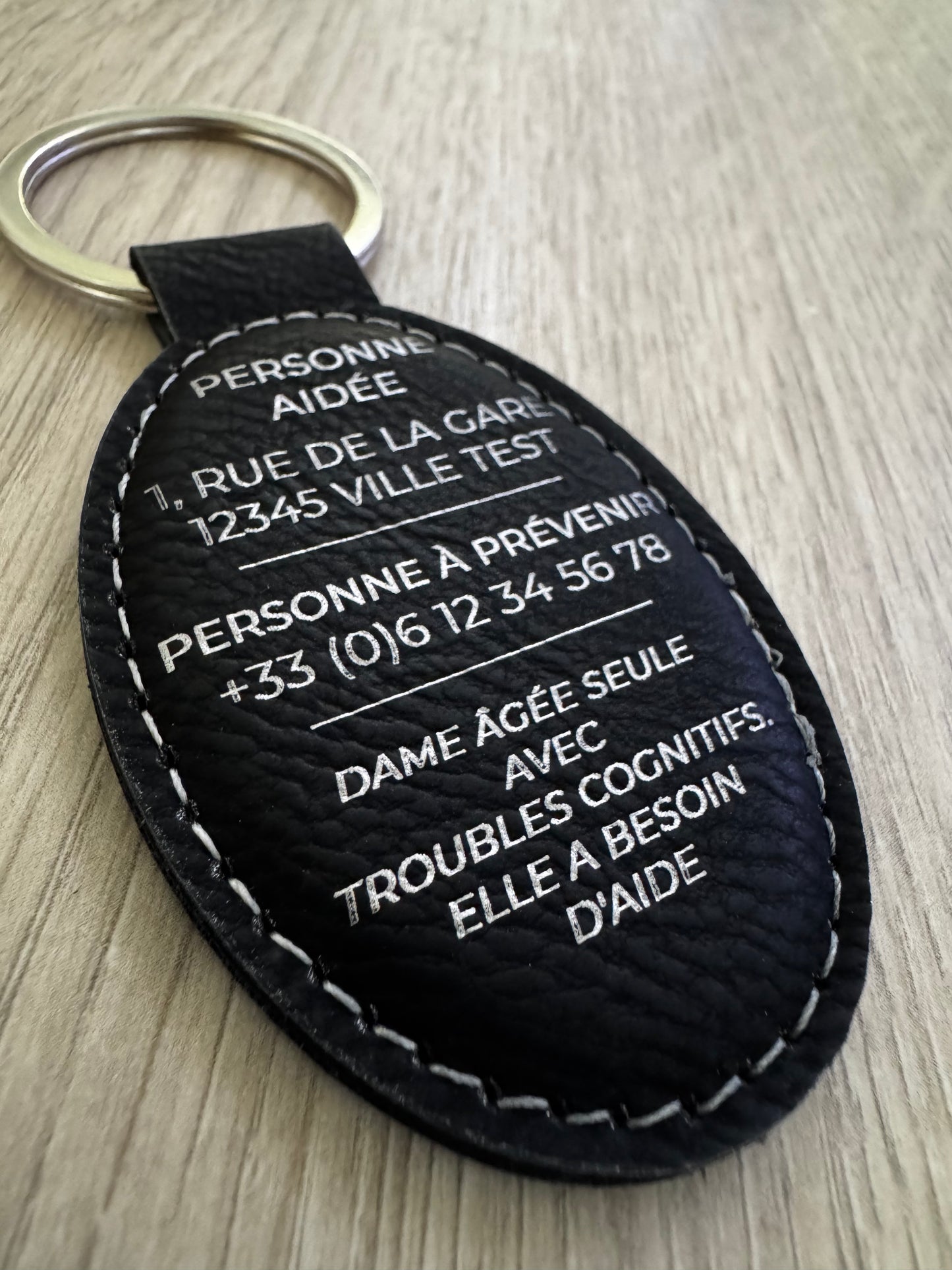 Porte clé personnalisé pour aidant. Une personne dépend de mon aide