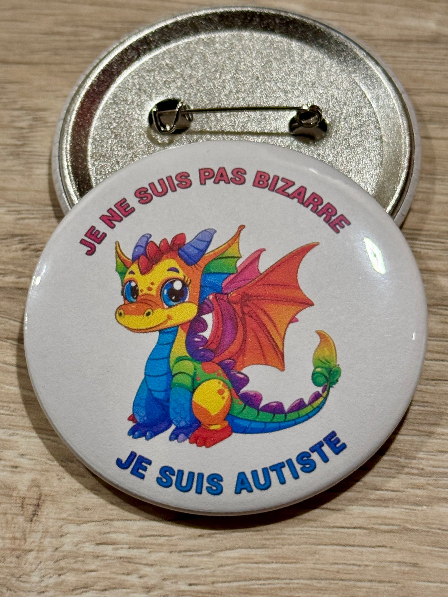 Je ne suis pas bizarre, je suis autiste. visuel dragon arc-en-ciel